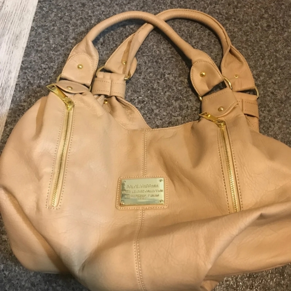 Dolce & Gabanna Purse - Picture 8 of 16
